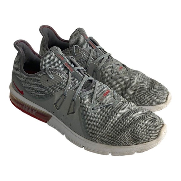 Athletic_Shoes